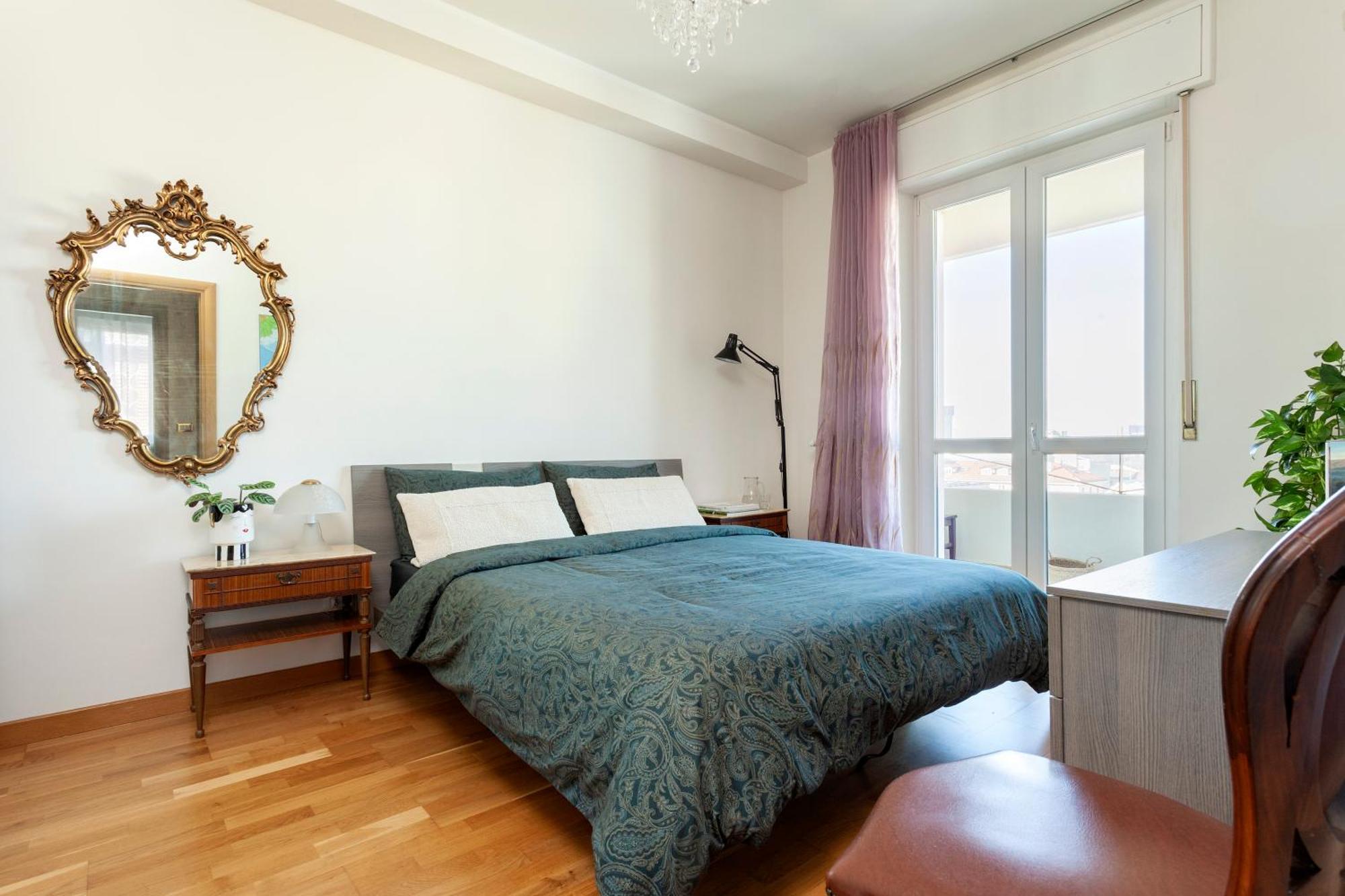 Two Spacious Bedrooms 1 Minute To Metro Stop * Milán